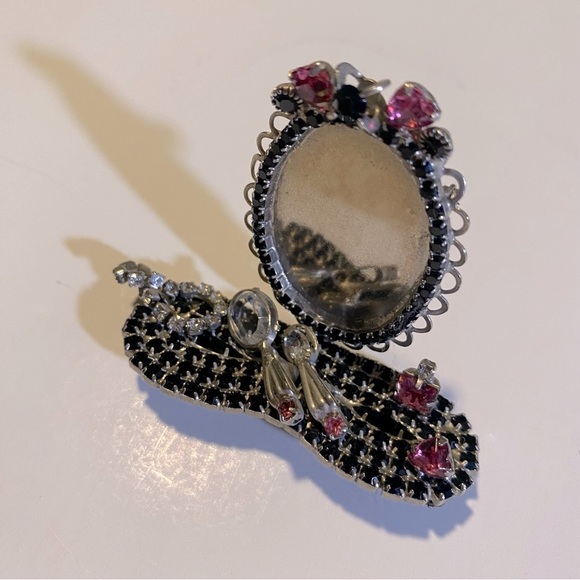 Vintage Bauer brooch “Bejeweled Vanity Table” GUC 2” high by 2 1/4” wide - Picture 5 of 5